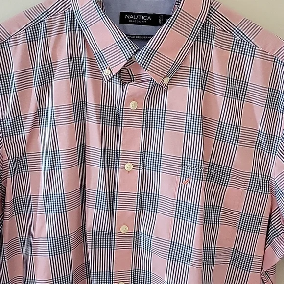 XL NAUTICA CLASSIC FIT WRINKLE RESISTANT PLAID SHIRT - Picture 2 of 9